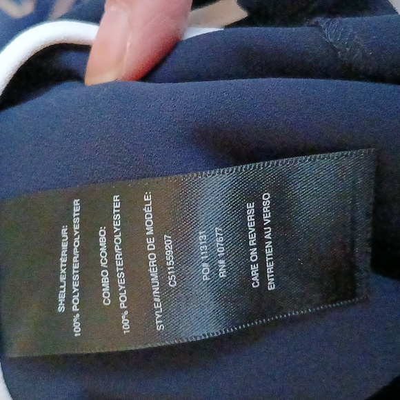 NWOT Alice and Olivia Halterneck Elegant White and Navy Dress, P2P 18", Lengt… - Picture 3 of 3